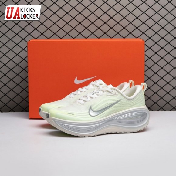 Nike Vomero Plus Barely Volt HV8154-103 Unisex