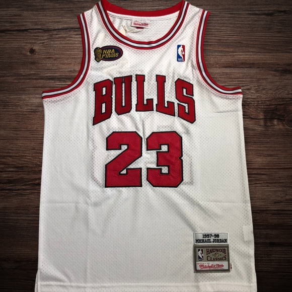 Men's Chicago Bulls 1997-98 Finals #23 Michael Jordan Jersey White